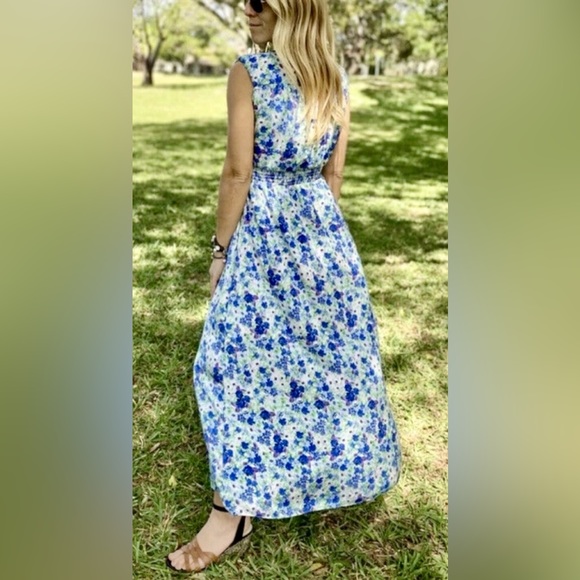 Zara Spring Bouquet Sleeveless Maxi Dress Plunging V-Neck Front Button Loops - Picture 9 of 11